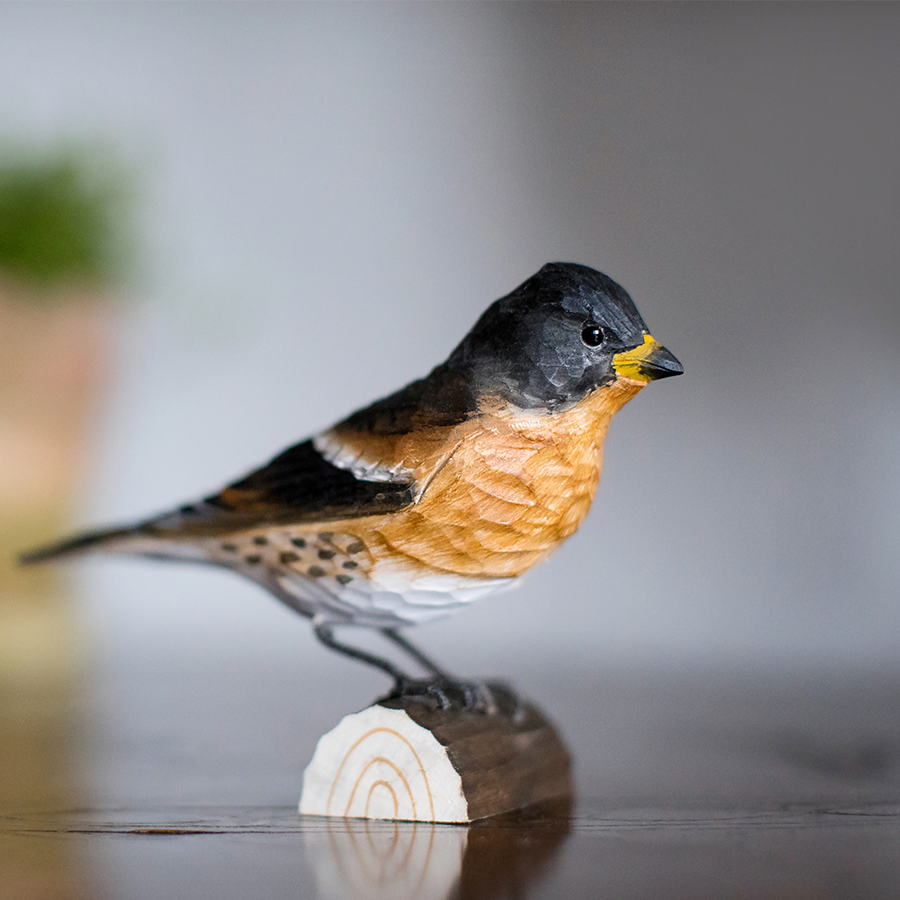 Decobird Bergfink Lindenholz, handgeschnitzt
